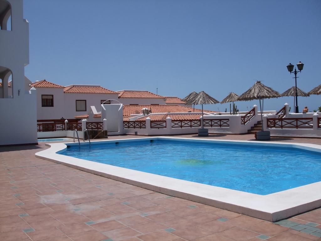 Club El Beril Aparthotel Costa Adeje  Exterior foto